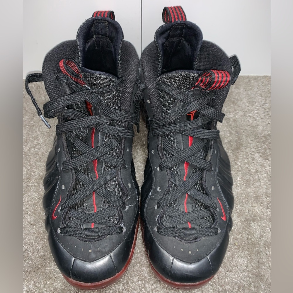 Cough drop Nike Air Foamposite size 8